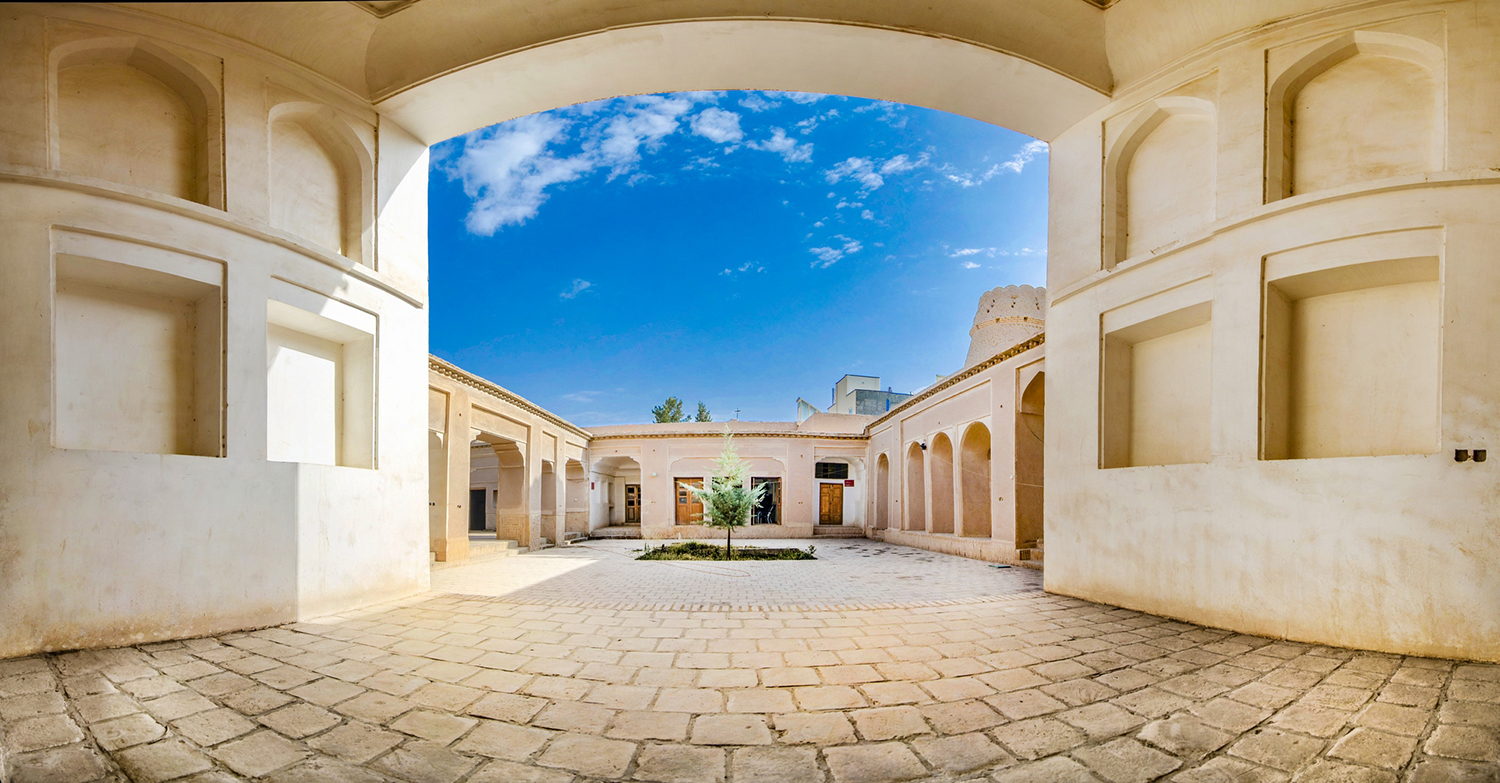 خانه تاریخی بهادرالملک، بنای زیبای قاجاری در بردسیر